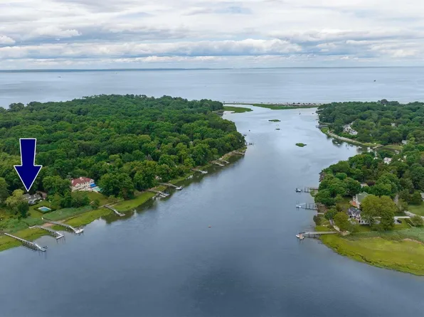 149 Old Field Road, Setauket, NY 11733