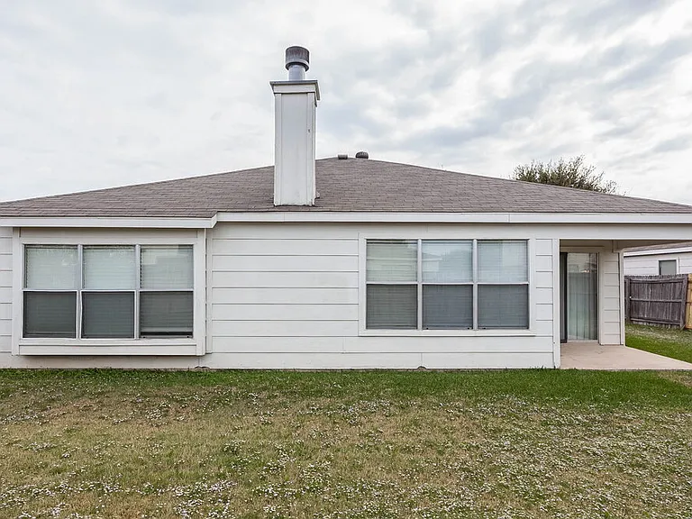 1100 Greenbend Dr — Photo 14