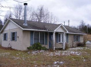 519 E Sun Oil Rd, Gladwin, MI 48624