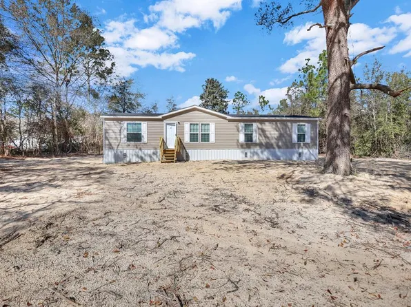 136 Bream Dr, Jesup, GA 31545