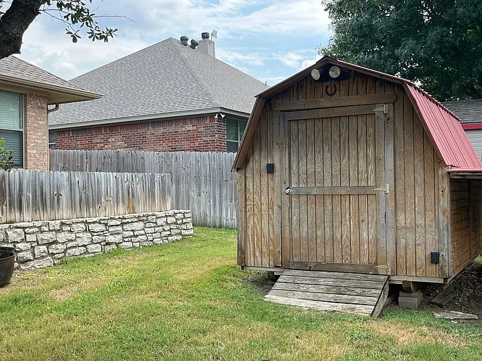 1005 Winding Rd — Photo 26