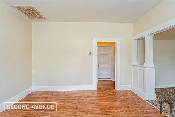 3201 Avenue E — Photo 5