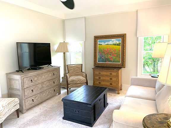4th image of 335 Riverway Dr