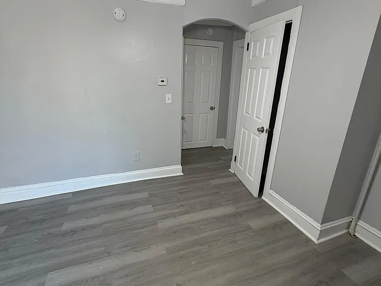 23-25 Liberty St #1 — Photo 11