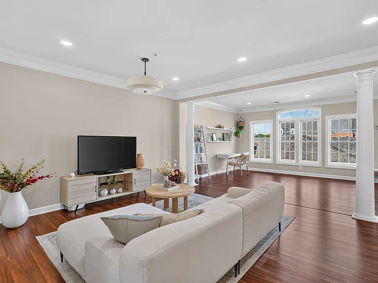 630 Pelican Ave #1 — Photo 7