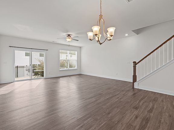 3rd image of 1033 Heartstone Way