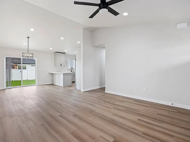501 Hope Ave — Photo 5