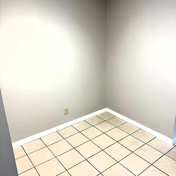 1321 Chestnut St #1 — Photo 3
