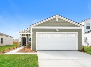 380 Pine Crest View Dr, Summerville, SC 29486