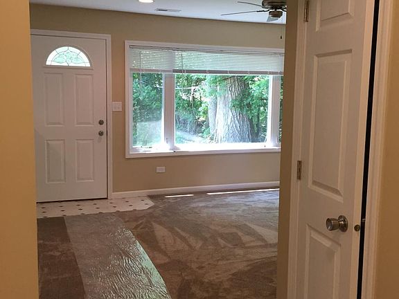 5th image of 25236 W Highland Ave
