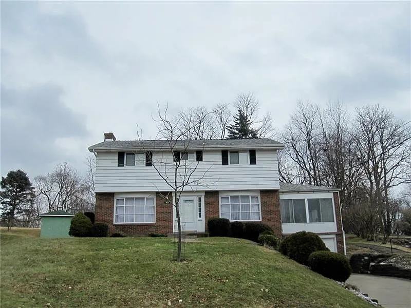 408 Revere Dr photo 1