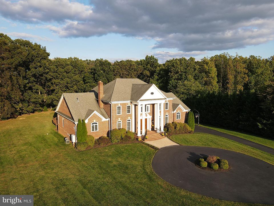 841 Seneca Rd, Great Falls, VA 22066 Zillow