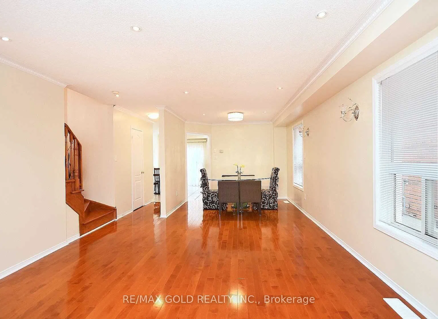 3 bed, $3,400 — Photo 3