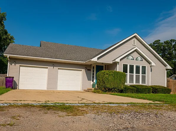 100 School St, Brighton, IL 62012