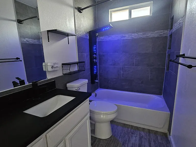 1228 Johnny Ln — Photo 11