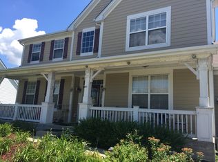 329 Red Rock Ln, Elgin, IL 60124