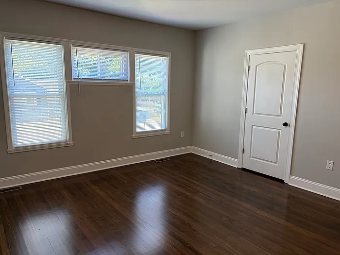 829 Green St — Photo 8