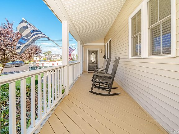 2nd image of 209 Claxton Avenue