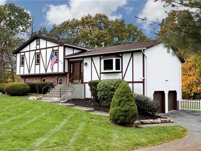 3 Martino Way, Pomona, NY, 10970