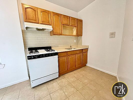 1st image of 30-11 Astoria Blvd #31C