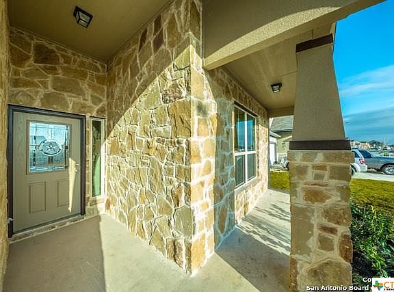 2nd image of 844 Gray Cloud Dr