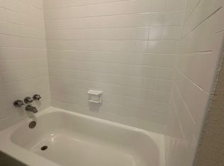 5017 Mallow St #6, Houston, TX 77033