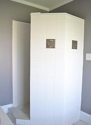 2nd image of 1062 Creekside Dr
