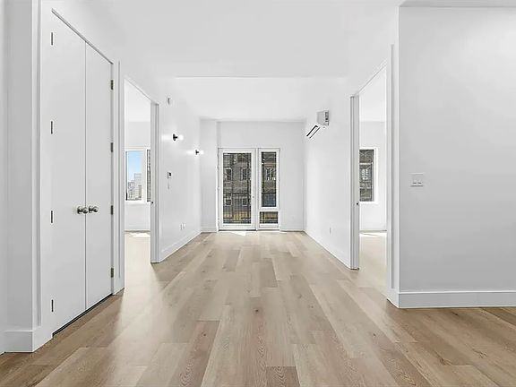 3rd image of 89-25 162nd St #708