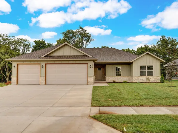 1454 N Collins Drive, Republic, MO 65738