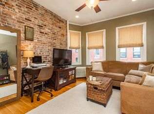 34 Grove St #7, Boston, MA 02114