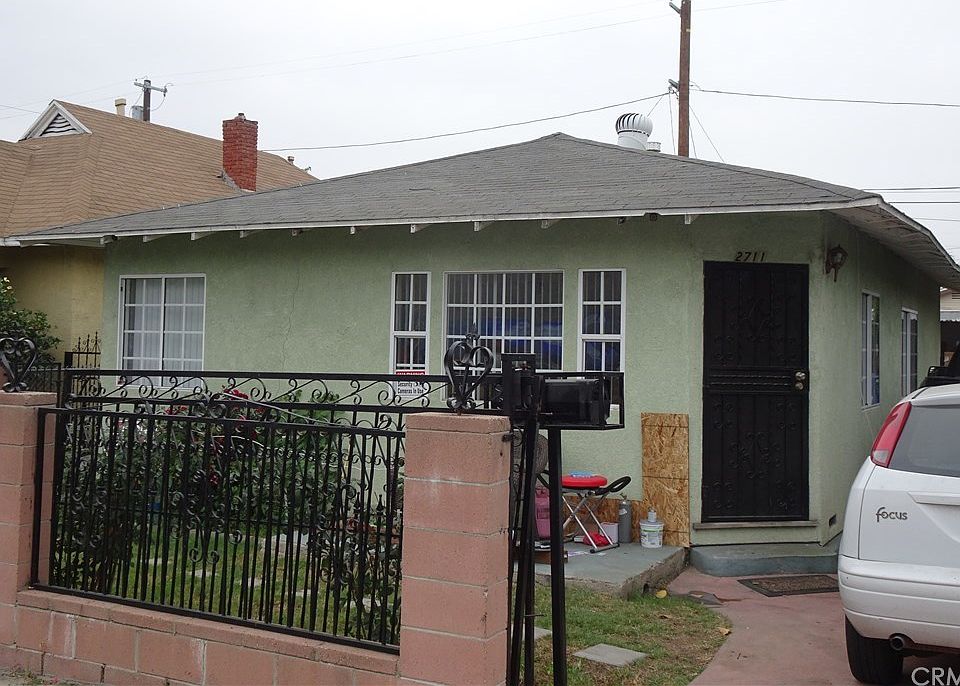 1st image of 2711 Pepper Ave