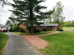 5819 Keene Versailles Rd, Versailles, KY 40383