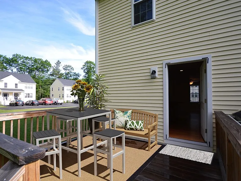 854 Temple St #3 — Photo 1