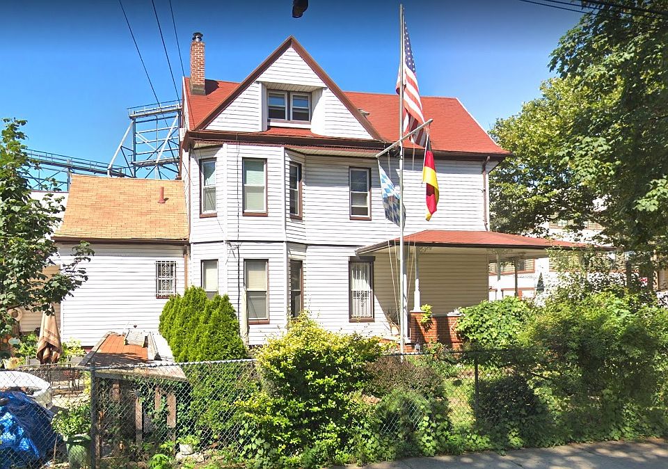 1st image of 13738 90th Ave