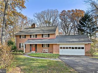 1643 Besley Rd, Vienna, VA 22182