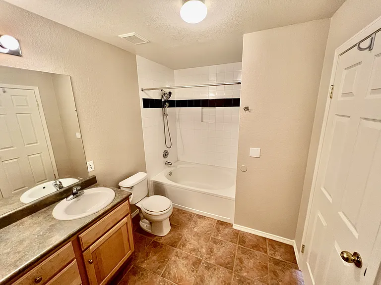 6502 Silver Mesa Dr #F — Photo 21