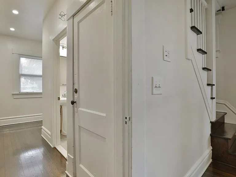 248 E Patterson Ave — Photo 5
