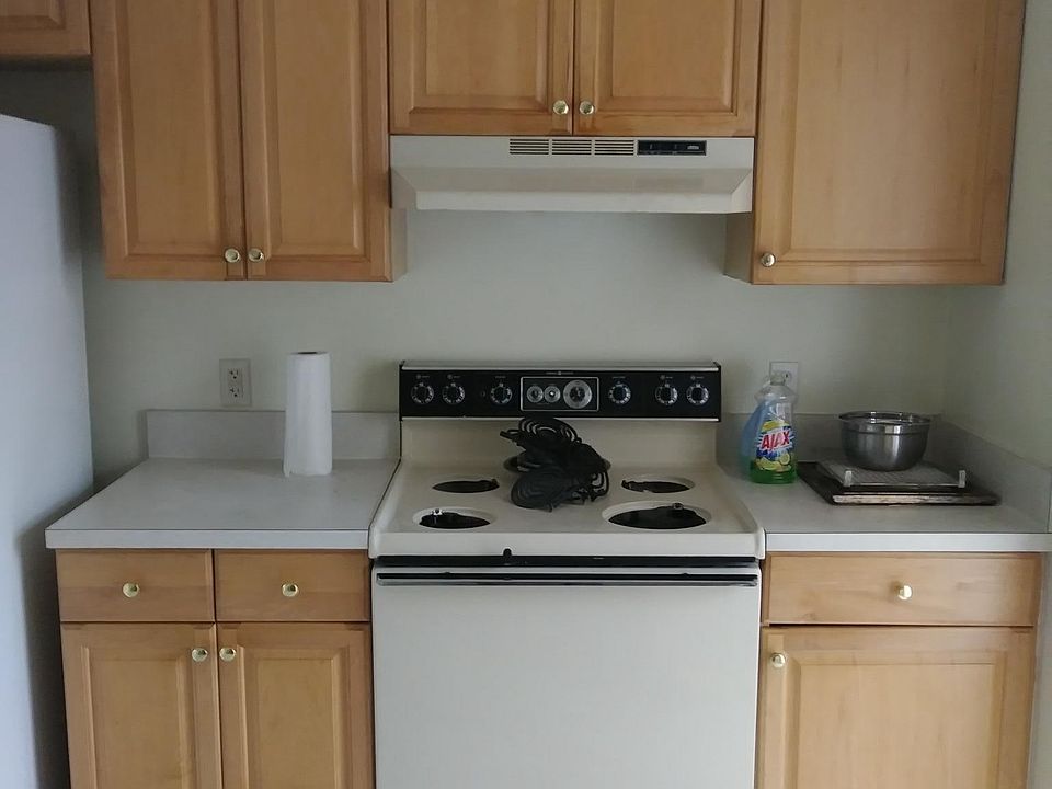 Eat in Kitchen