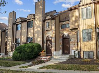 46 Bennington Sq, Hackettstown, NJ