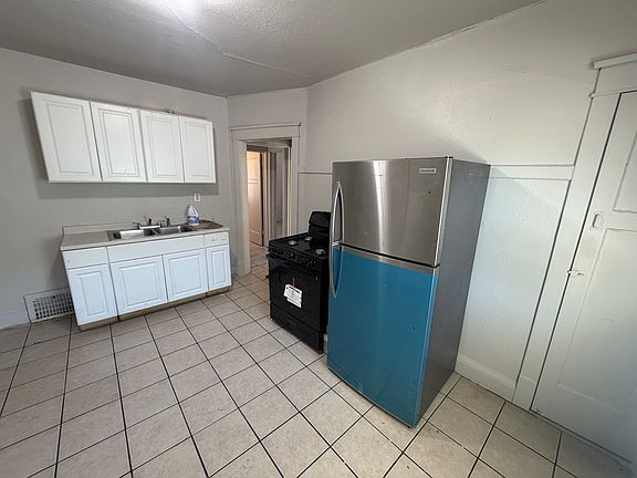 4th image of 2747 N 49th St #2747