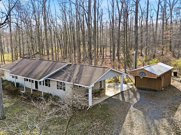 1330 Jason Ln — Photo 8