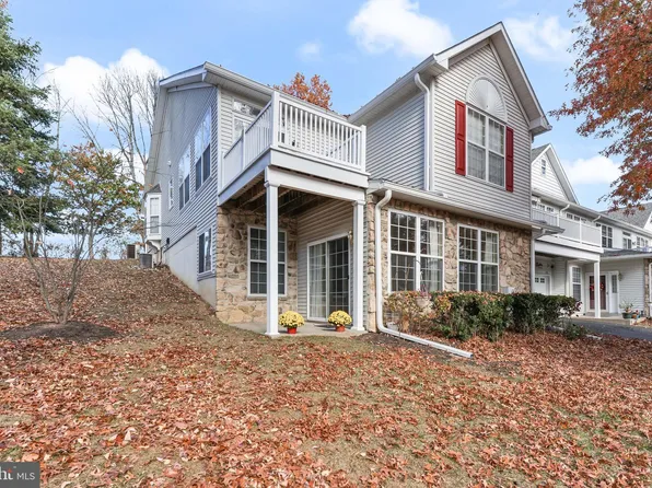 1558 Palmer Dr, Springfield, PA 19064