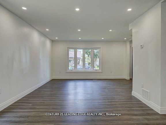 3rd image of 18 Ritchie Ave