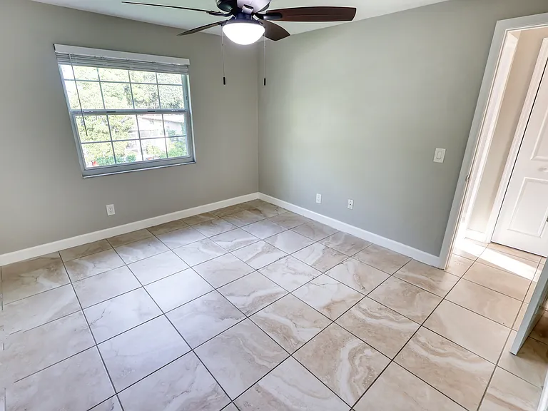 6813 N Marie Ave #B — Photo 18