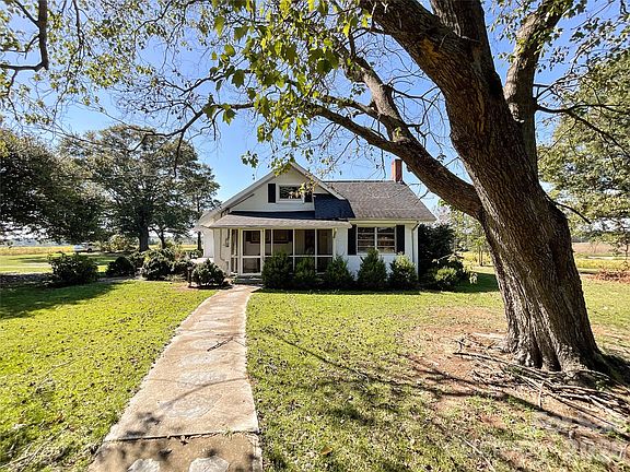 4th image of 435 Webb Rd