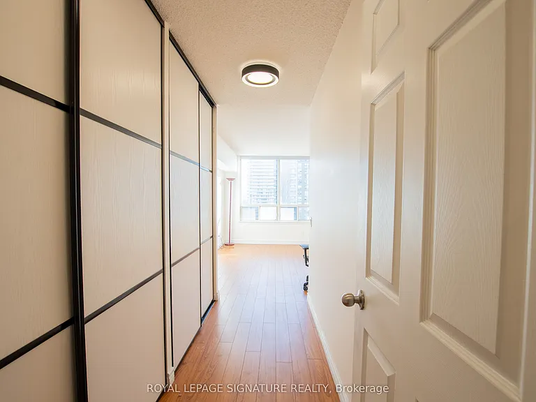 7 Bishop Ave #1604 — Photo 13