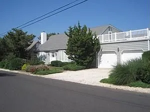 1517 Runyon Ln photo 1