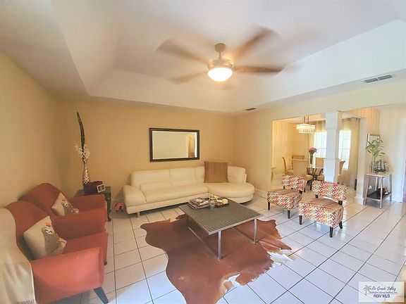 4th image of 2902 Bay Hill Ct