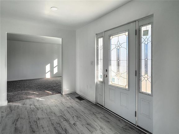 3rd image of 3989 Coplay Creek Ct N