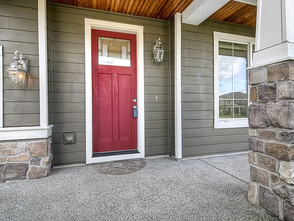 2nd image of 18411 87th Avenue Ct E